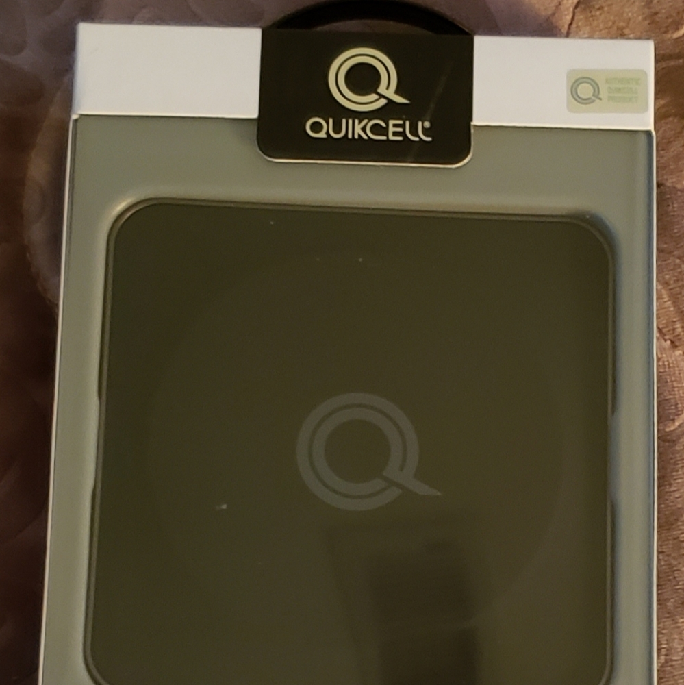 Quikcell wireless charger